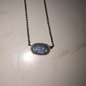 AUTHENTIC*** Kendra Scott necklace iridescent